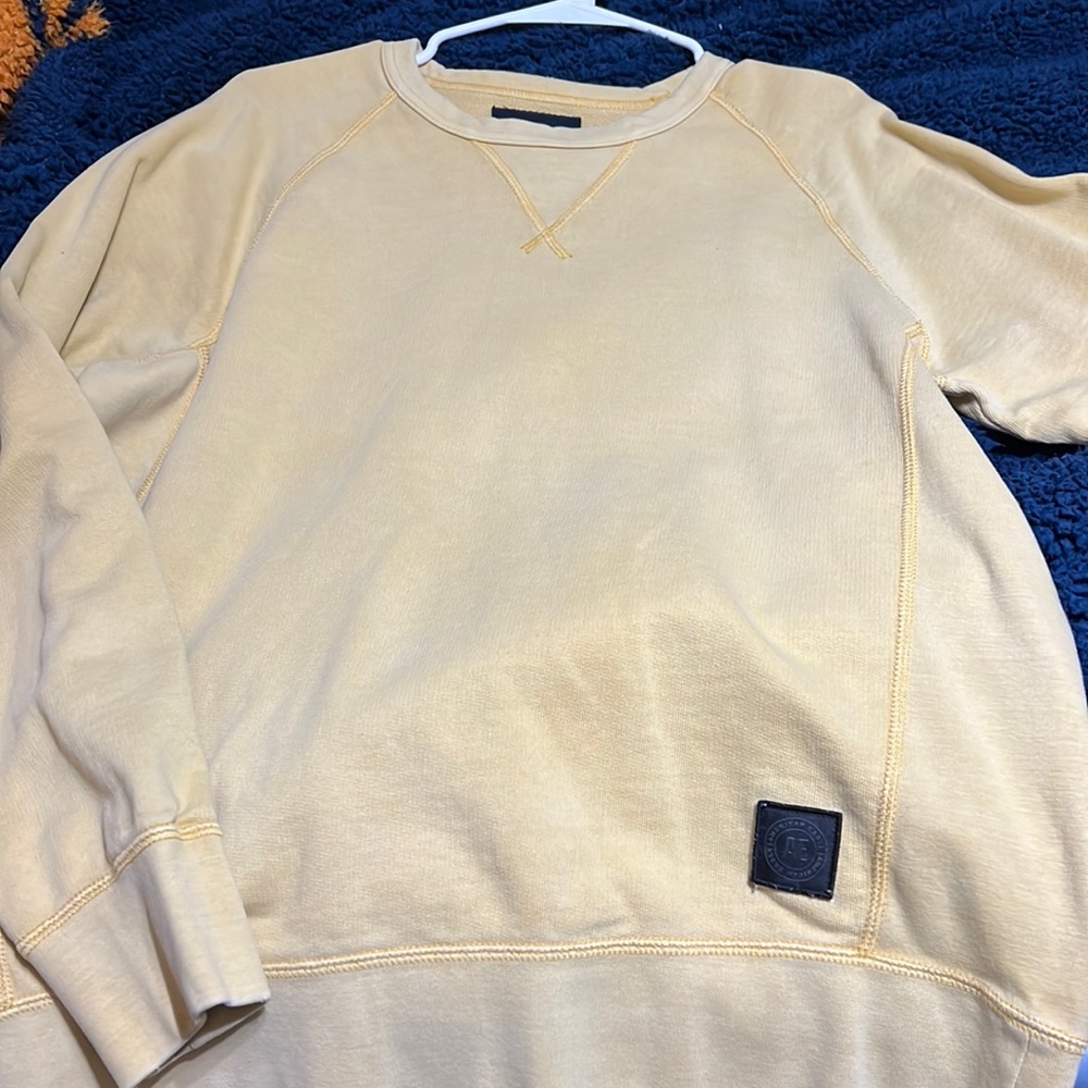 American Eagle sweatshirt men’s